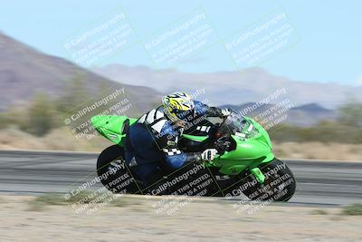 media/Nov-16-2025-Race Pace (Sun) [[8c5fa54630]]/Non Verified Riders (1st 20 Minutes)/3-Turn 3 Inside (11am)/